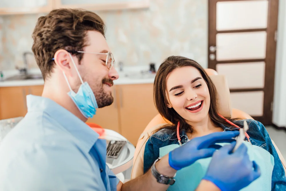 dentist near roncesvalles, on